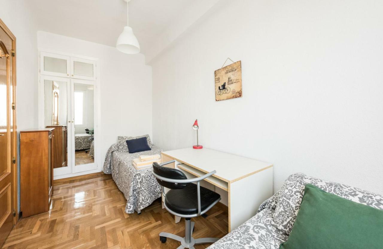 Ever House Atocha Madri Exterior foto